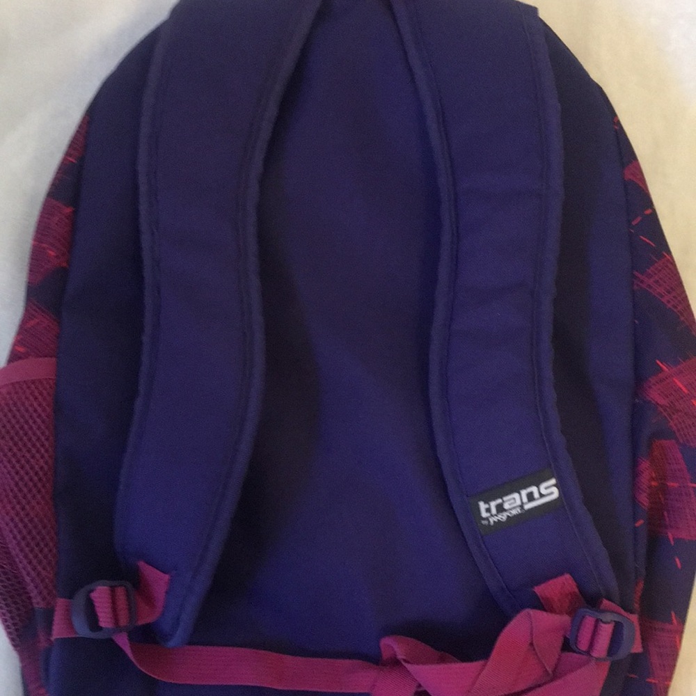 Backpack - Picture 3 of 4